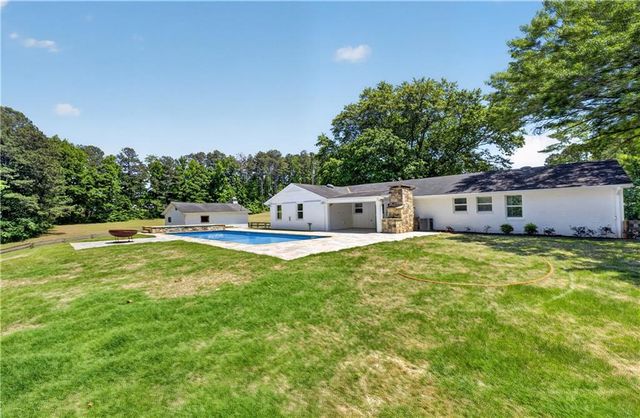 511 Bart Manous Road, Canton, GA 30115