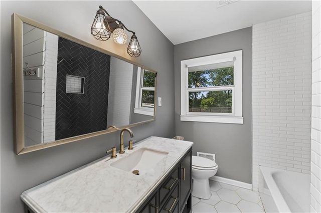 511 Bart Manous Road, Canton, GA 30115