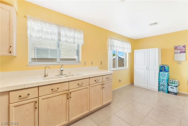 4428 West La Madre Way, North Las Vegas, NV 89031
