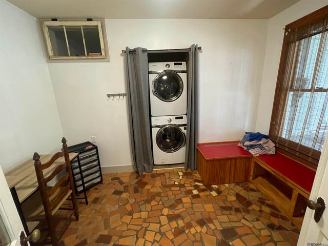 208 Bellewood Dr, Baton Rouge, LA 70806