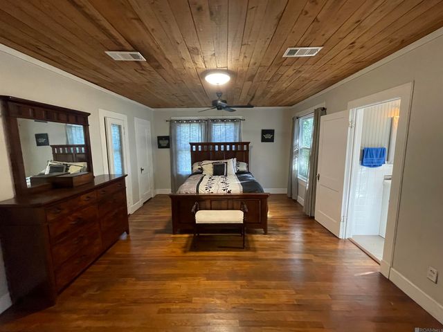 208 Bellewood Dr, Baton Rouge, LA 70806