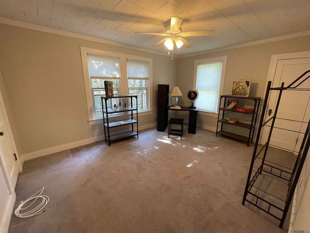 208 Bellewood Dr, Baton Rouge, LA 70806