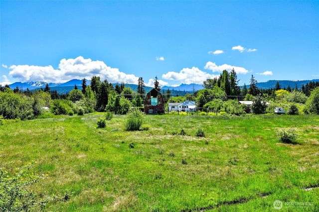 2513 W Edgewood Drive, Port Angeles, WA 98363