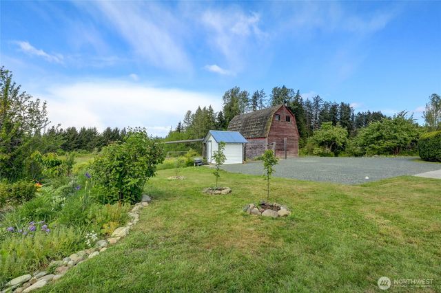 2513 W Edgewood Drive, Port Angeles, WA 98363