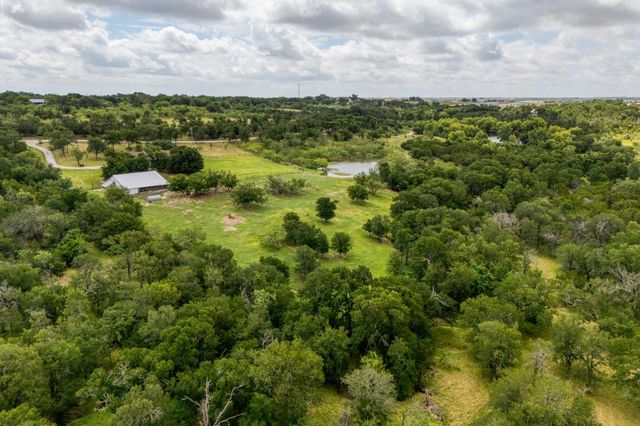 701 Berry LN, Georgetown, TX 78626