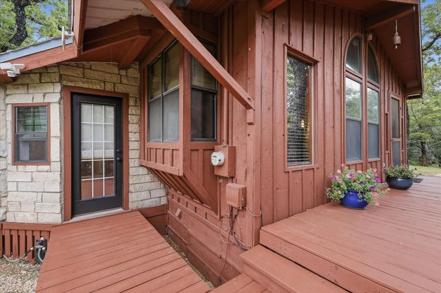 111 Oak Tree Lane, Hickory Creek, TX 75065