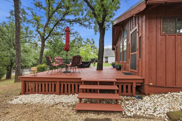 111 Oak Tree Lane, Hickory Creek, TX 75065