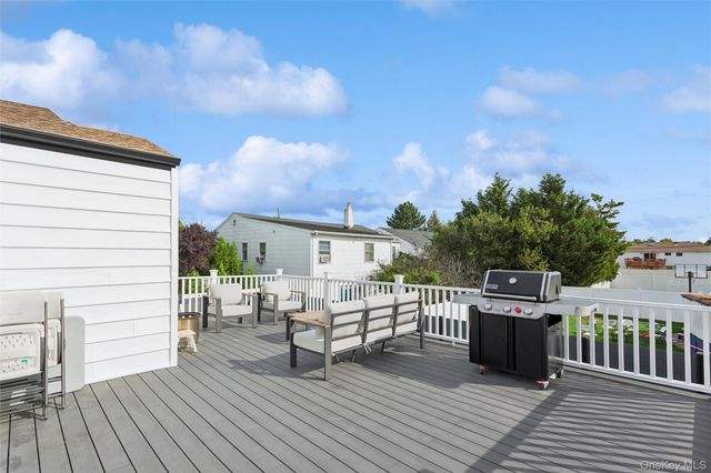 716 Oakland Avenue, Cedarhurst, NY 11516