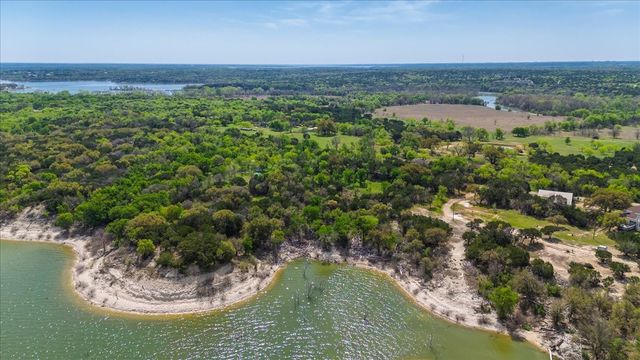 723 County Road 1304, Morgan, TX 76671