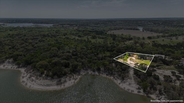 723 County Road 1304, Morgan, TX 76671
