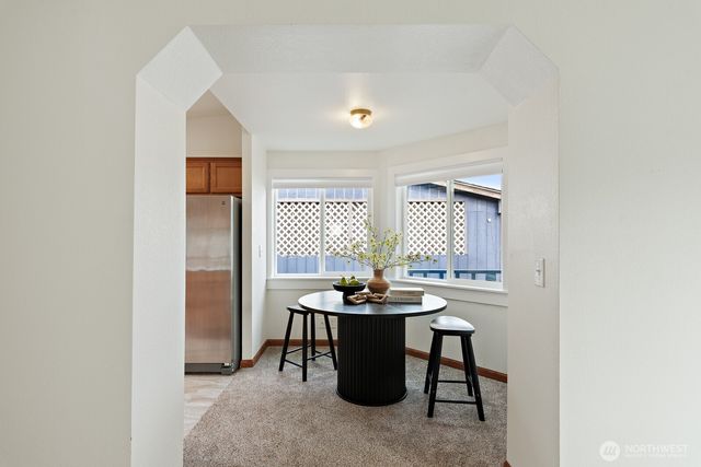 1915 N 33rd Place, Mount Vernon, WA 98273