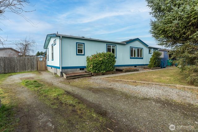 1915 N 33rd Place, Mount Vernon, WA 98273