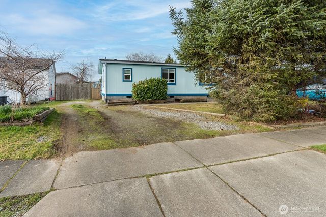 1915 N 33rd Place, Mount Vernon, WA 98273