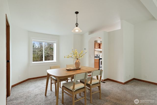 1915 N 33rd Place, Mount Vernon, WA 98273