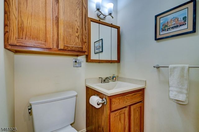 648 Arlington Ave, Westfield Town, NJ 07090