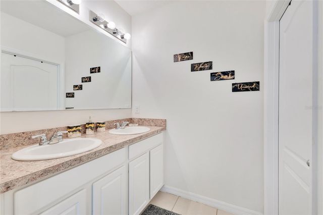 1453 TAOS AVENUE, Kissimmee, FL 34744