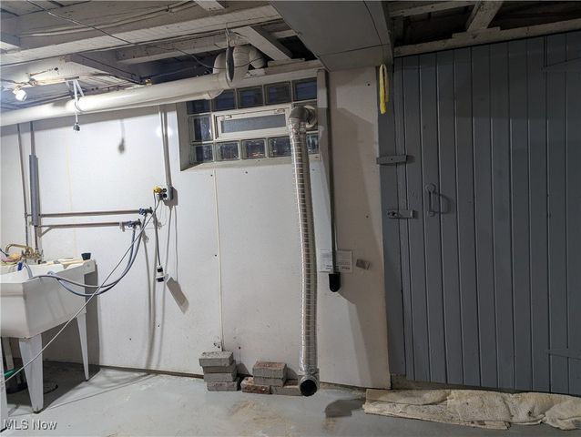 13130 Kinsman Road, Burton, OH 44021