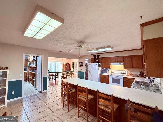 1881 Bell Telephone Road, Hazlehurst, GA 31539