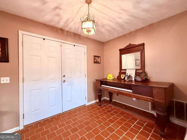 1881 Bell Telephone Road, Hazlehurst, GA 31539