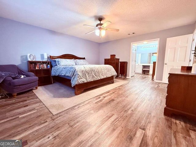 1881 Bell Telephone Road, Hazlehurst, GA 31539