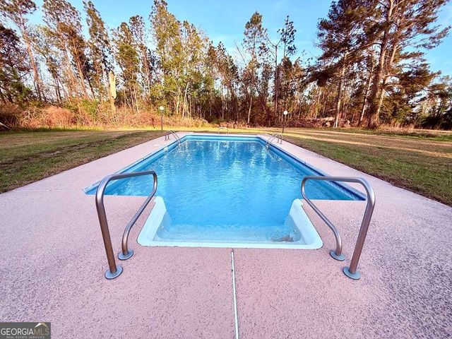 1881 Bell Telephone Road, Hazlehurst, GA 31539