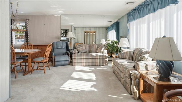 2761 Preston Place, North Bellmore, NY 11710