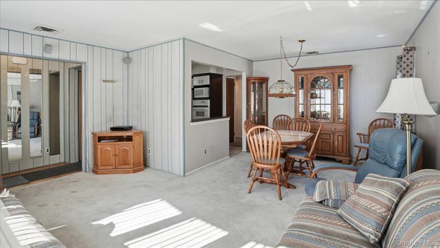 2761 Preston Place, North Bellmore, NY 11710