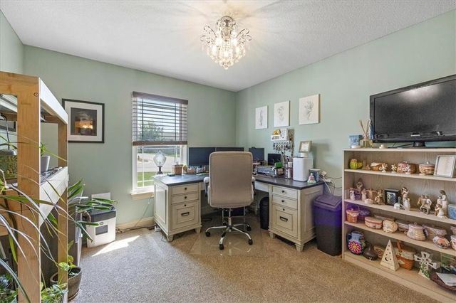 21682 W 176th Terrace, Olathe, KS 66062