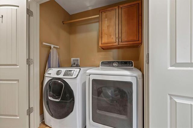 21682 W 176th Terrace, Olathe, KS 66062