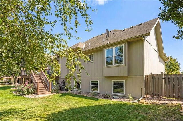 21682 W 176th Terrace, Olathe, KS 66062