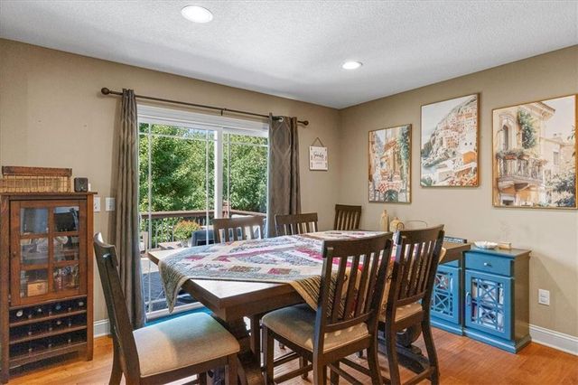 21682 W 176th Terrace, Olathe, KS 66062