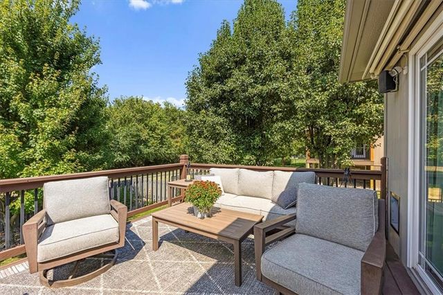 21682 W 176th Terrace, Olathe, KS 66062