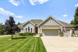 21682 W 176th Terrace, Olathe, KS 66062