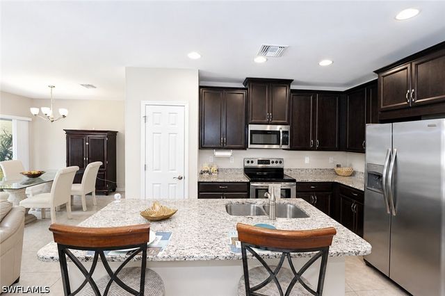 3763 Crofton CT, Fort Myers, FL 33916