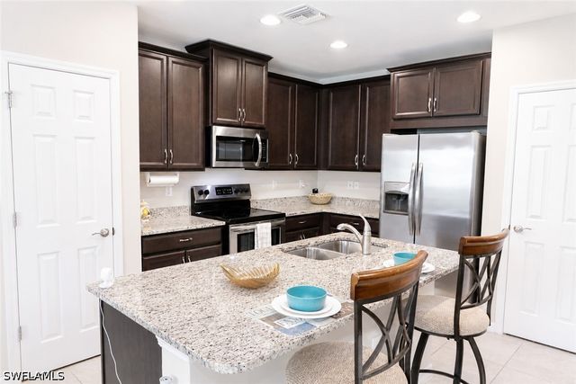 3763 Crofton CT, Fort Myers, FL 33916