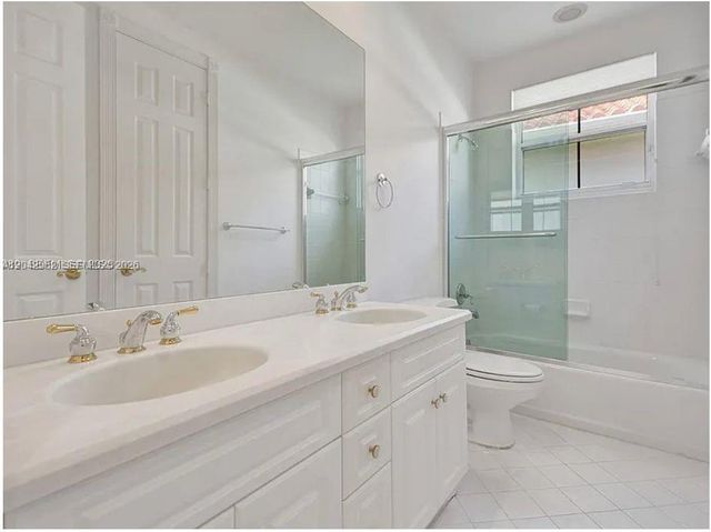 1459 Shoreline Way 116, Hollywood, FL 33019