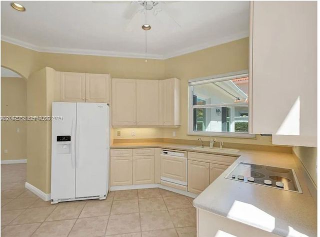 1459 Shoreline Way 116, Hollywood, FL 33019
