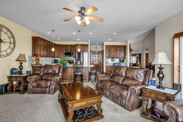 337 E BRAYDEN WAY, Draper, UT 84020