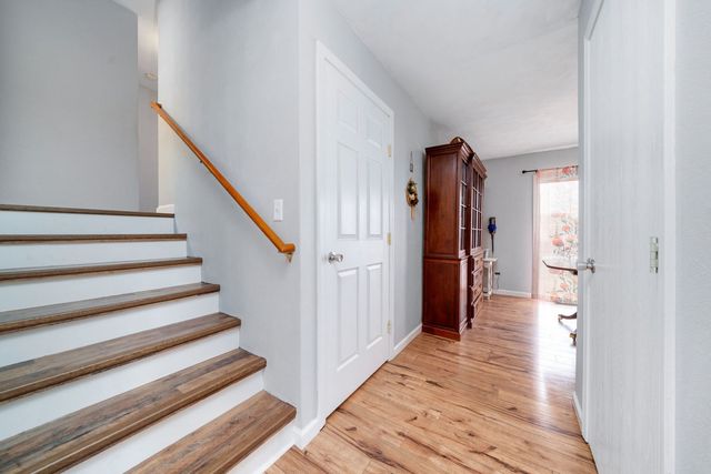 14090 Hanna Way, South Beloit, IL 61080