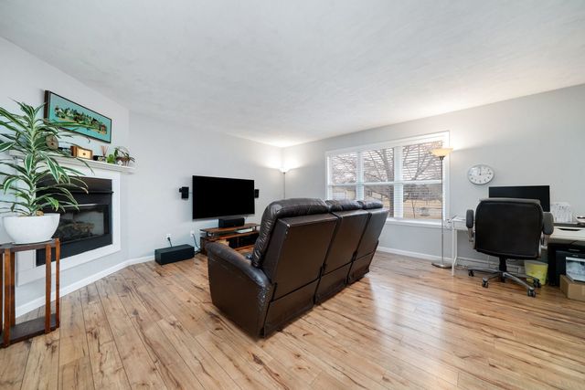 14090 Hanna Way, South Beloit, IL 61080