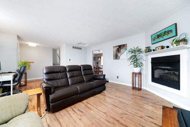 14090 Hanna Way, South Beloit, IL 61080