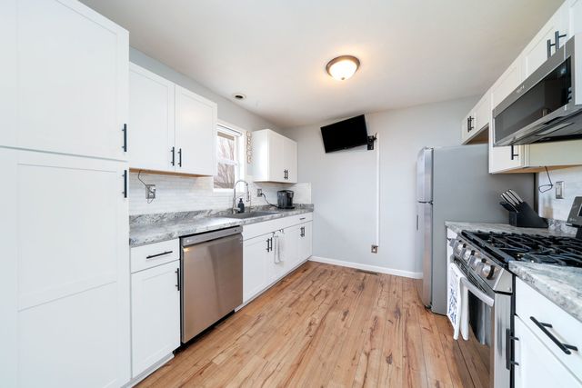 14090 Hanna Way, South Beloit, IL 61080