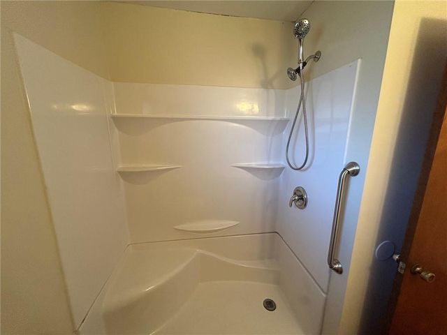 412 N Prewitt Street, Nevada, MO 64772