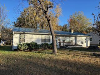 412 N Prewitt Street, Nevada, MO 64772