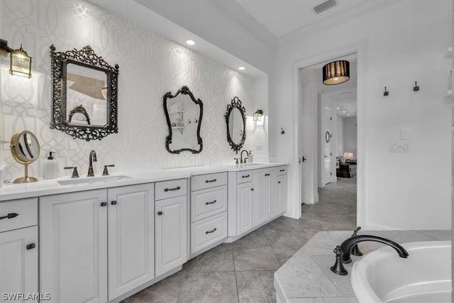 3841 River Point DR, Fort Myers, FL 33905