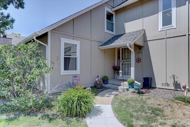 2671 S Xanadu Way B, Aurora, CO 80014
