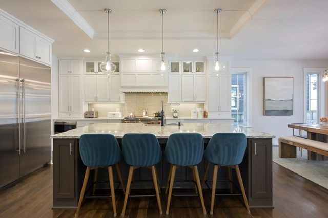 5617 Abbott Avenue S, Edina, MN 55410