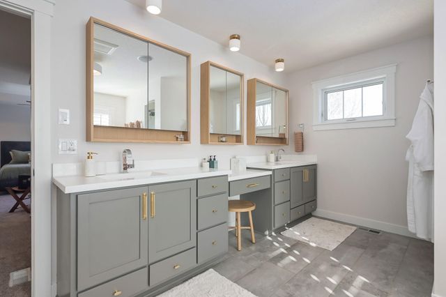 5617 Abbott Avenue S, Edina, MN 55410