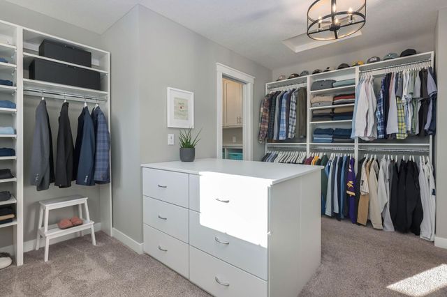 5617 Abbott Avenue S, Edina, MN 55410