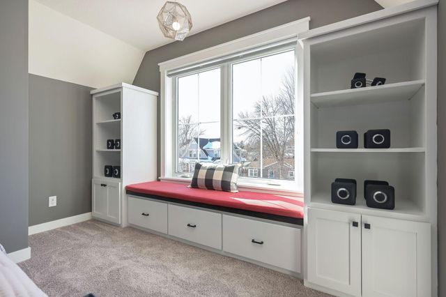 5617 Abbott Avenue S, Edina, MN 55410